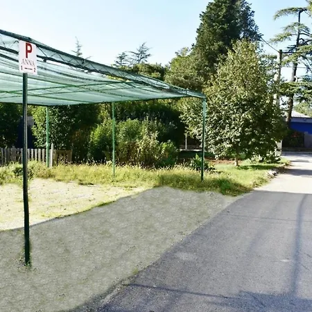 Apartament In Mit Terrasse *